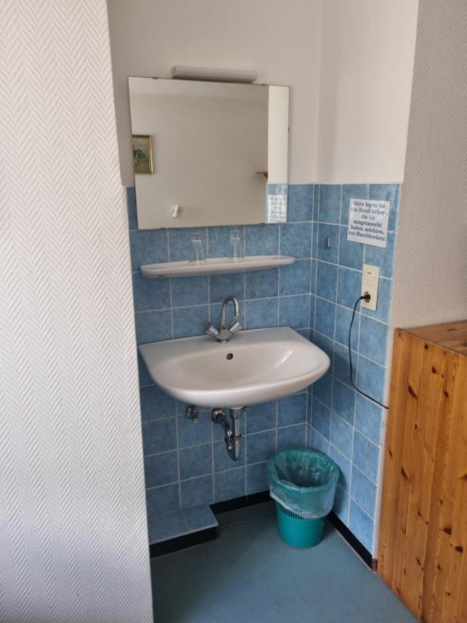בוכולט Hotel Schwung מראה חיצוני תמונה