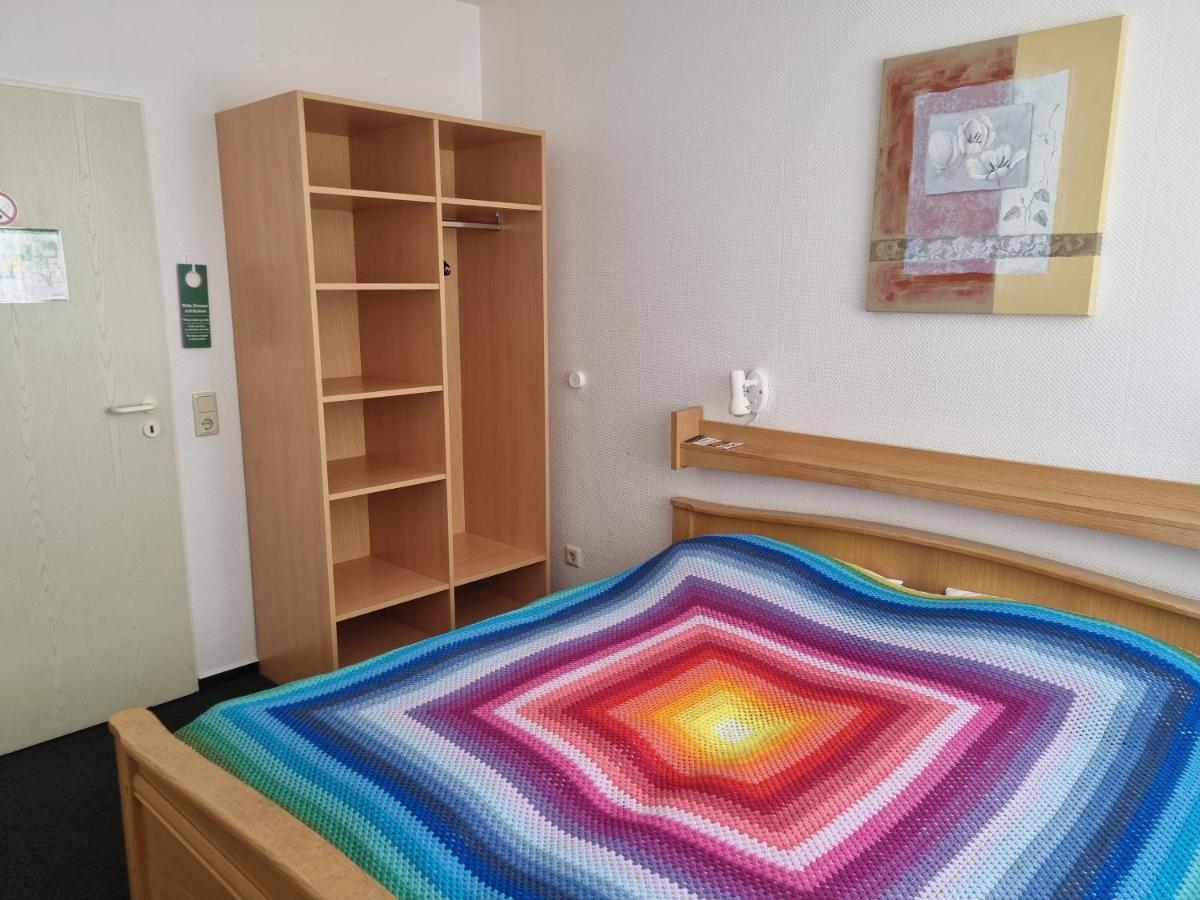 בוכולט Hotel Schwung מראה חיצוני תמונה